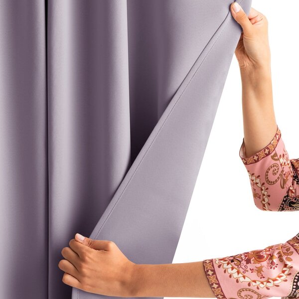 Törtrózsaszín dimout (részleges sötétítő) függöny 140x245 cm Kierra – Restilo