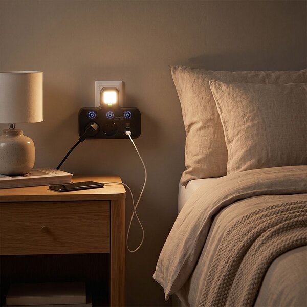Toolight Toollight, JNH017, 2 aljzatos + 2× USB-A + USB-C elosztó LED lámpával, fekete, OSW-56308