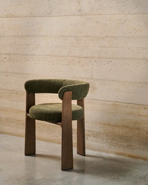 Khaki-barna kőrisfa karfás étkezőfotel Granite – Kave Home