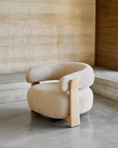 Bézs zsenília fotel Granite – Kave Home