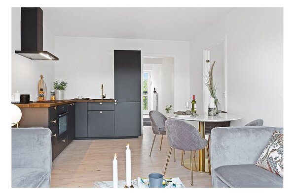 Kerek étkezőasztal márvány dekoros asztallappal ø 110 cm Bolzano – House Nordic