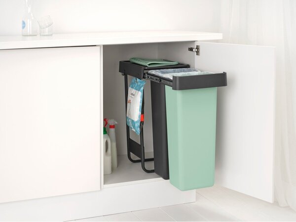 Mentazöld-sötétszürke műanyag szelektív beépíthető szemetes 60 l Sort&Go – Brabantia