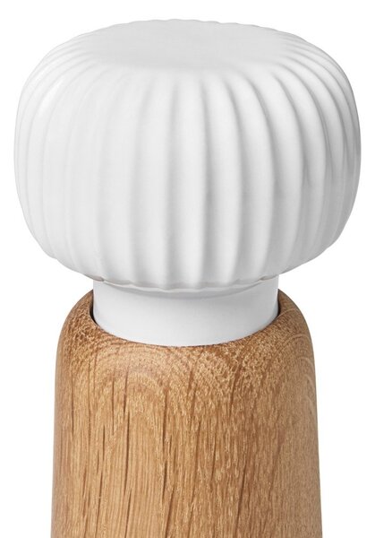 Hammershoi tölgyfa fűszerörlő, fehér porcelán részletekkel, magasság 13 cm - Kähler Design
