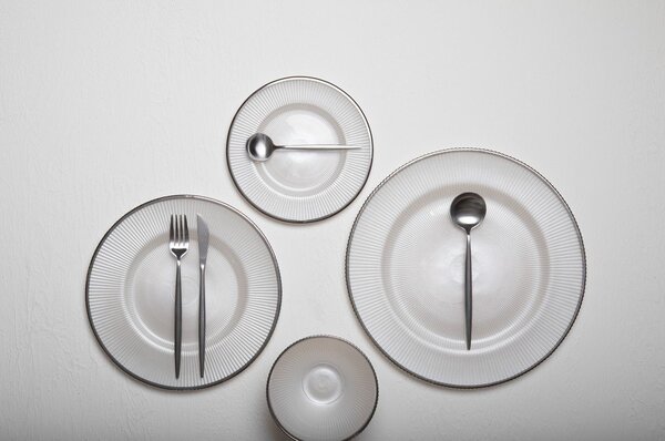 Ezüstszínű rozsdamentes acél evőeszköz készlet 16 db-os Modern retro – Premier Housewares
