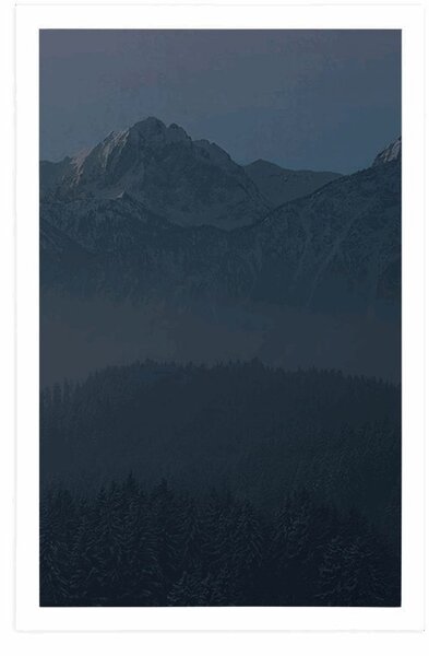 Poszter telihold a hegyekben