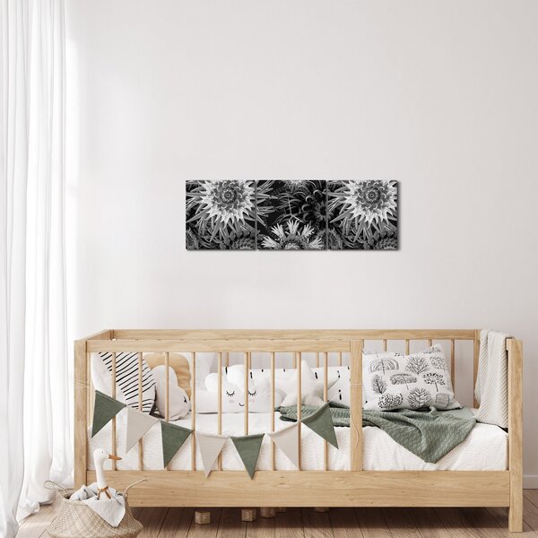 Kép - Fekete és fehér gyűszűvirág (órával) (90x30 cm)