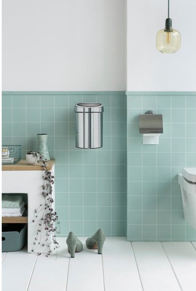Fényes ezüstszínű acél érintésre nyíló szemetes 3 l Touch Bin – Brabantia