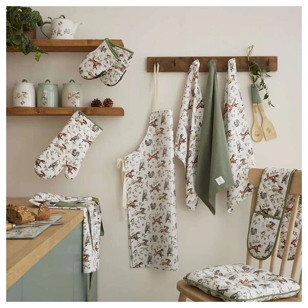 Pamut konyharuha és sütikiszúró szett 2 db-os 45x65 cm Forest Fable – Cooksmart ®