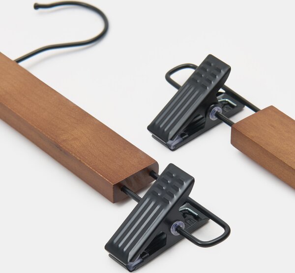 Sinsay - Fa vállfák csipeszekkel 2 pack - barna