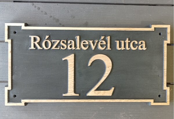 Házszámtábla ''Bástya" 400x200mm, fa