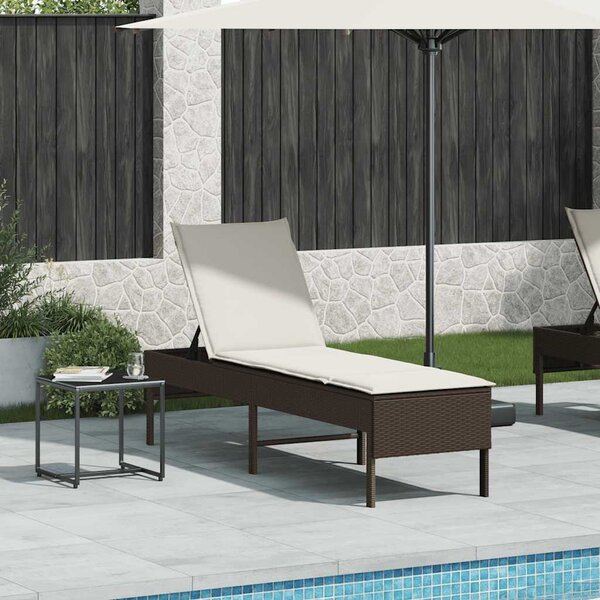 Barna polyrattan napozóágy párnával 55x200x44 cm