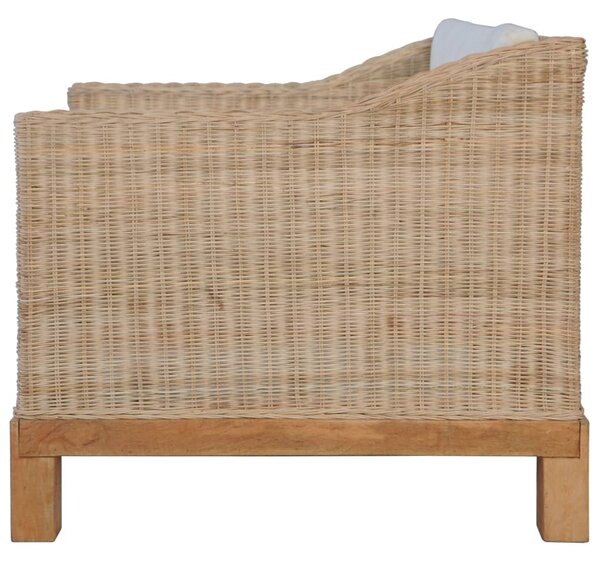 Természetes rattanfotel párnákkal