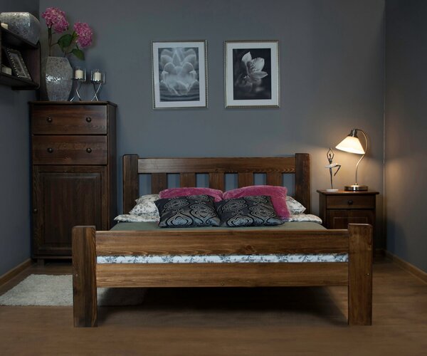 AMI bútorok Fenyőfa ágy Greta 140x200 cm, dió színben
