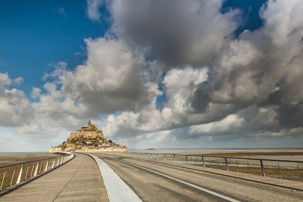 Nem szőtt fotótapéta mont saint michel 375 x 250 cm