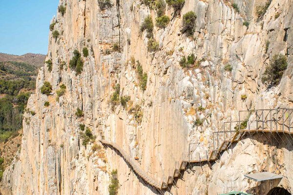 Nem szőtt fotótapéta caminito del rey 375 x 250 cm