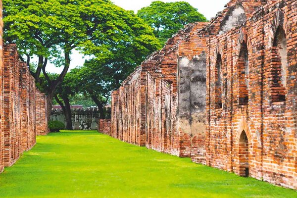 Nem szőtt fotótapéta lopburi palota 375 x 250 cm
