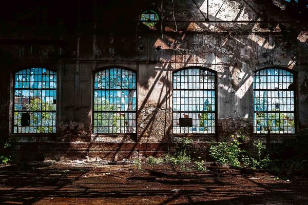 Nem szőtt fotótapéta elhagyott ipari belső 375 x 250 cm