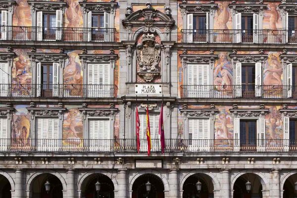 Nem szőtt fotótapéta madrid főtere 375 x 250 cm