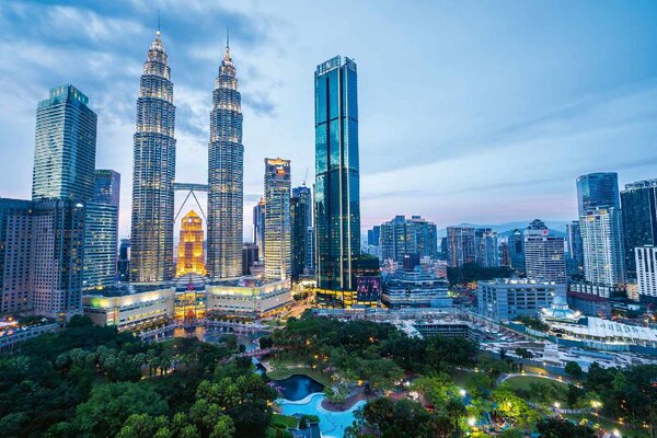 Nem szőtt fotótapéta panoráma kuala lumpurra 375 x 250 cm