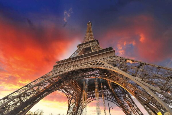 Nem szőtt fotótapéta az eiffel-torony 375 x 250 cm