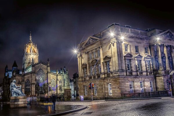 Nem szőtt fotótapéta st giles katedrális 375 x 250 cm