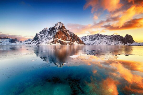 Nem szőtt fotótapéta norvég lofoten 375 x 250 cm