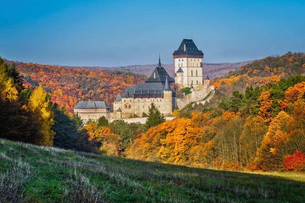 Nem szőtt fotótapéta karlstejn 375 x 250 cm