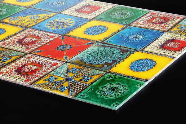 Plexi a konyhapult mögött lisszaboni csempe - 60 x 60 cm