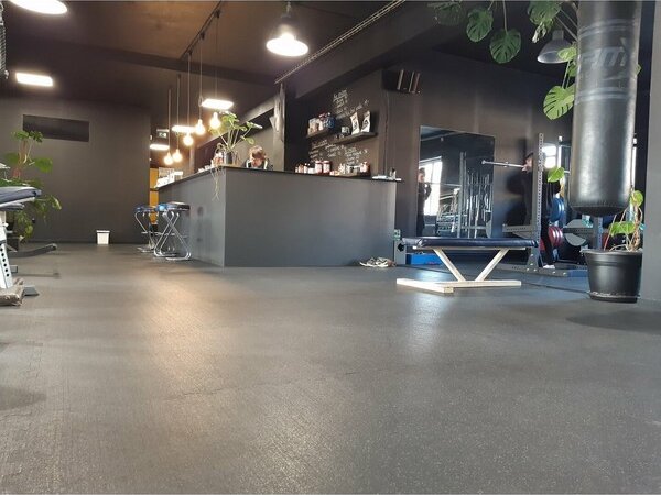 FitFlo SF1050 csempe 95,6 x 95,6 x 1,6 cm - középen, szürke