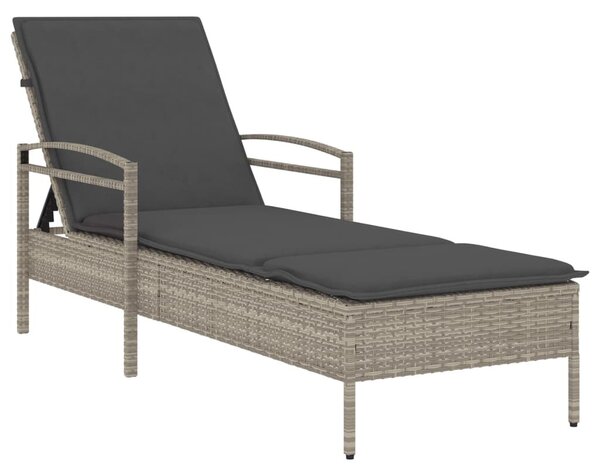 Világosszürke polyrattan napozóágy párnával 63x200x81 cm