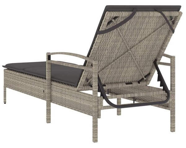 Világosszürke polyrattan napozóágy párnával 63x200x81 cm