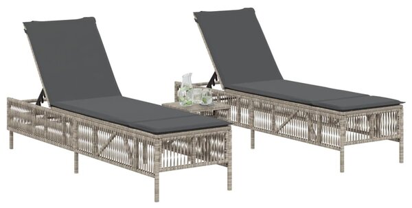 2 db világosszürke polyrattan napozóágy asztallal