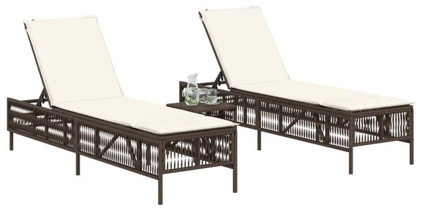 2 db barna polyrattan napozóágy asztallal