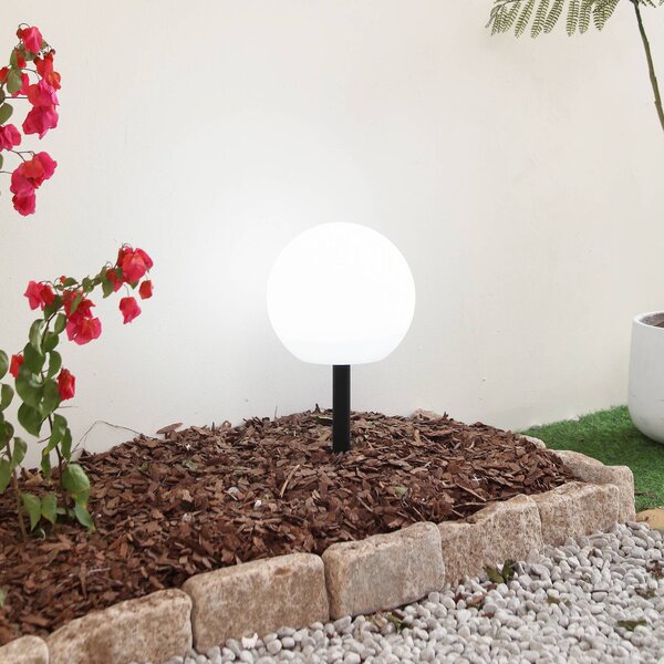 Lindby LED napelemes lámpa Lago, Ø 25 cm, gömb, földi tüske, fehér, Fehér / opál, Műanyag, Modern