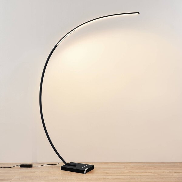 Lindby LED íves állólámpa Kendra, fekete, alumínium, magasság 180cm, dimmelhető, Fekete, Nappali / Étkező, fém, Modern