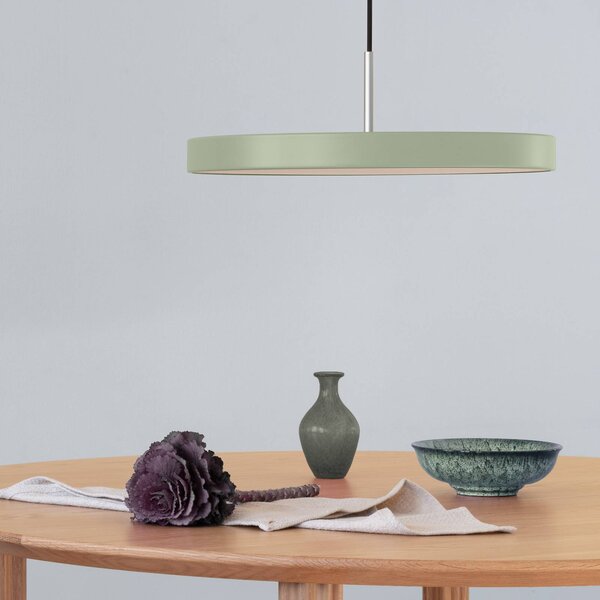 UMAGE LED lógó lámpa Asteria Medium világoszöld/sárgaréz Ø 43 cm, dimmelhető, Zöld, Nappali / Étkező, Alumínium, Dizájn
