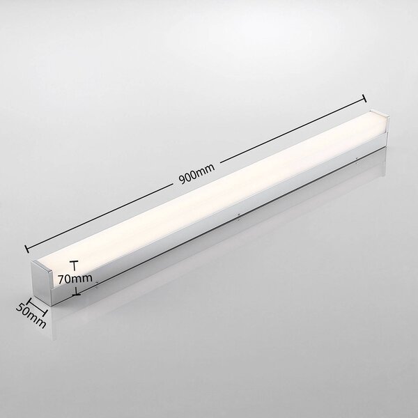 Lindby Klea LED-es fürdőszoba lámpa, 90 cm, króm, fém, IP44, Króm / ezüst, Fürdőszoba, Alumínium, Modern