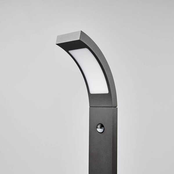 Lucande LED-es Juvia útvilágítás, 100 cm, mozgásérzékelő, IP54, Fekete, Alumínium, Modern