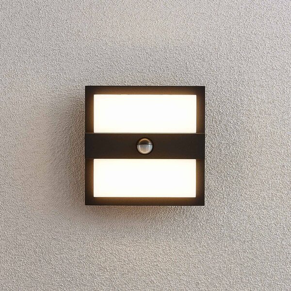 Lucande LED kültéri fali lámpa Gylfi, 20 cm, fekete, szenzoros, szenzoros, Fekete, Alumínium, Modern
