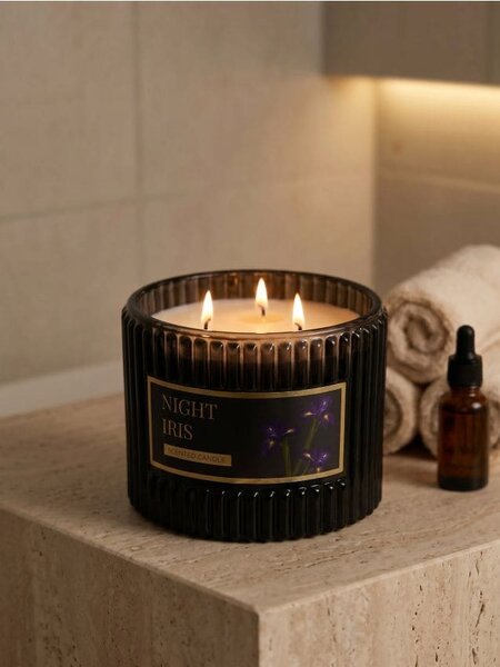 Sinsay - Illatos gyertya Night Iris - fekete