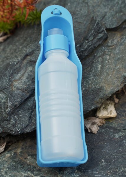 ANIMAL utazós palack kutyáknak 250 ml, rózsaszín