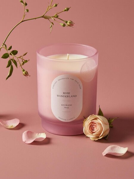 Sinsay - Illatos szójagyertya Rose Wonderland - pasztellpink