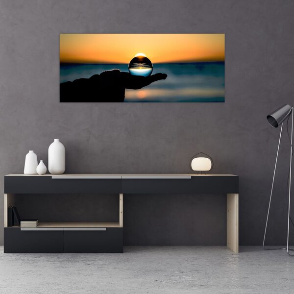 Üveggolyó a tenyérben (120x50 cm)