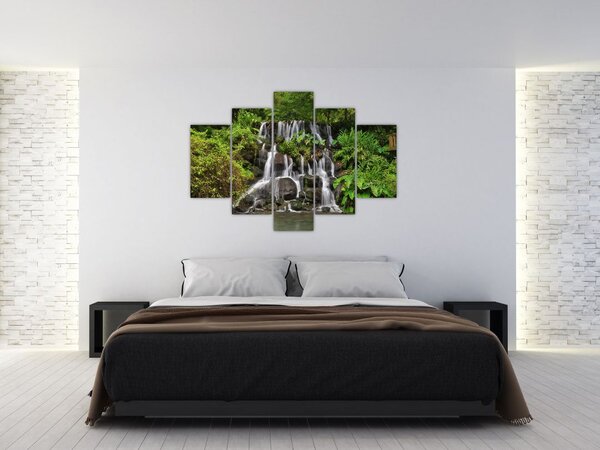 Egy kép a vízesésekről egy trópusi erdőben (150x105 cm)