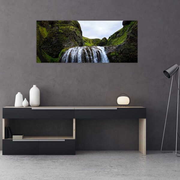 Egy szikla képe vízeséssel (120x50 cm)