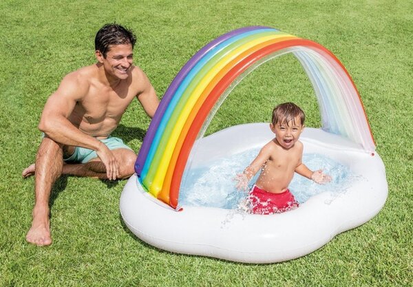 Gyermekmedence szivárvány alakú tetővel