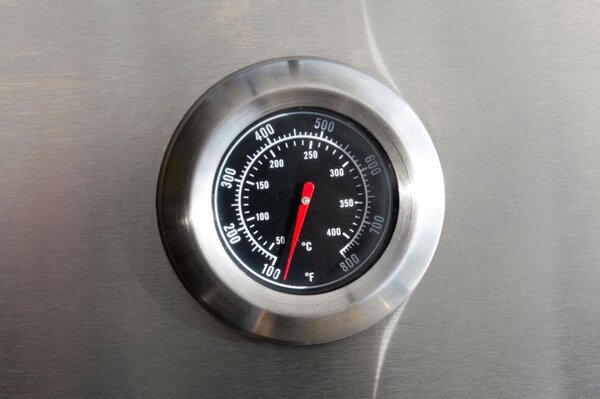 G21 Nevada BBQ konyha Premium Line gázgrill, 8 égőfej + ajándék nyomáscsökkentő
