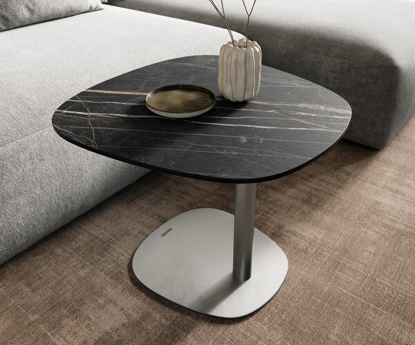 DELIFE Dohányzóasztal Edge hajóformájú 60x60 cm Laminam® kerámia Noir Desir barna Eleny szálcsiszolt rozsdamentes acél