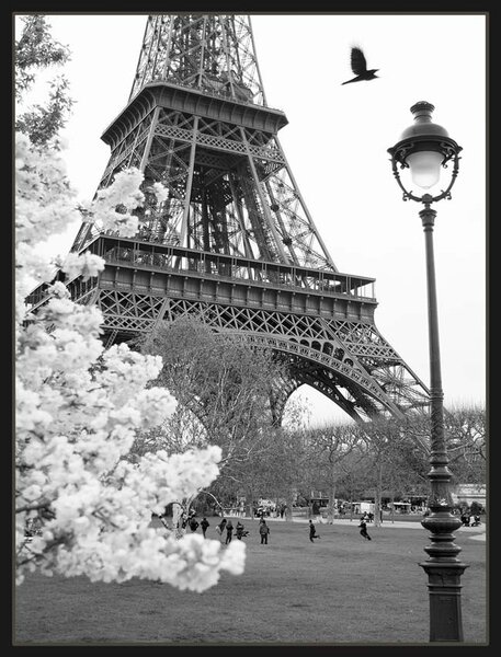 Eiffel lábánál - keretezett vászonkép
