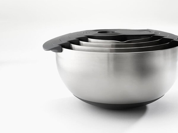 Fényes ezüstszínű tál készlet 9 db-os Nest 100 Collection – Joseph Joseph